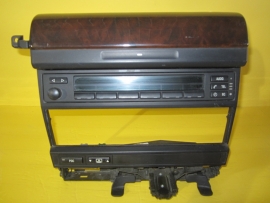 96-01 BMW E38 740I 740IL 750IL E38 RADIO DISPLAY WITH WOOD TRIM  65828384933